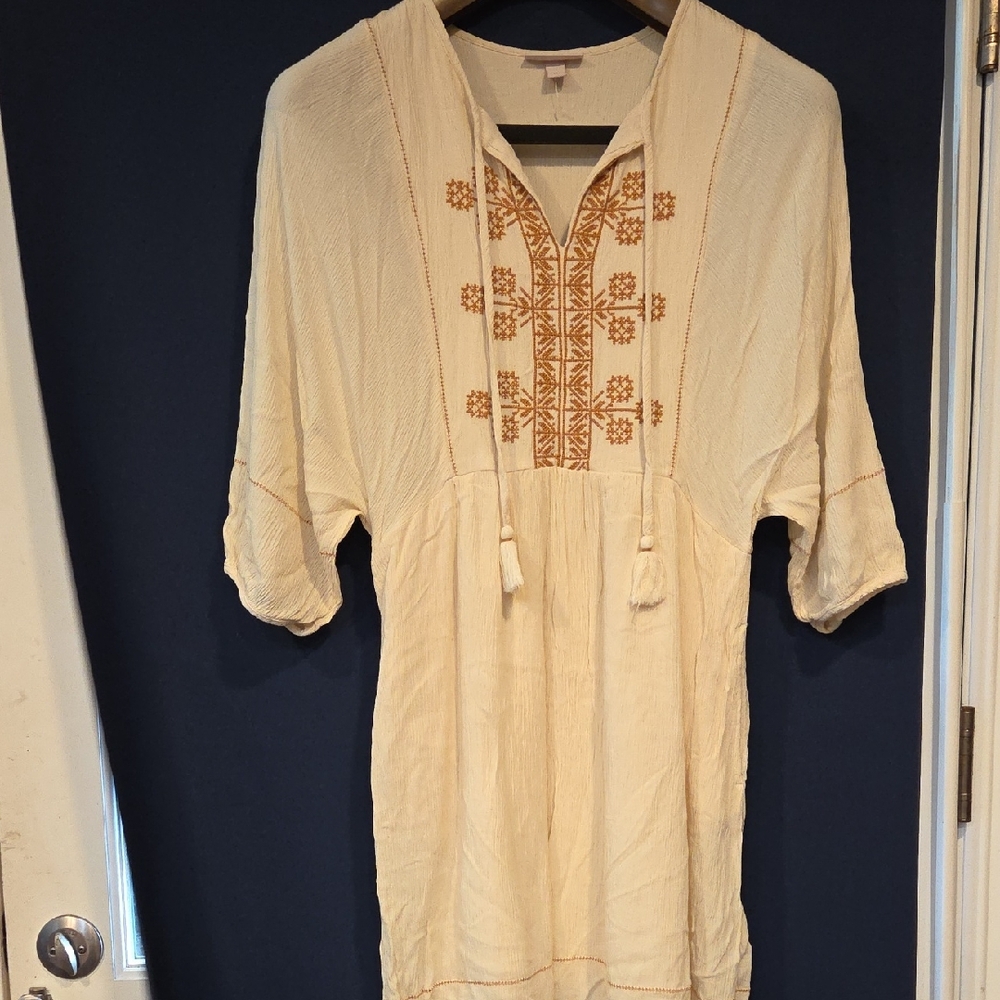 Knox Rose Cream and Black Top